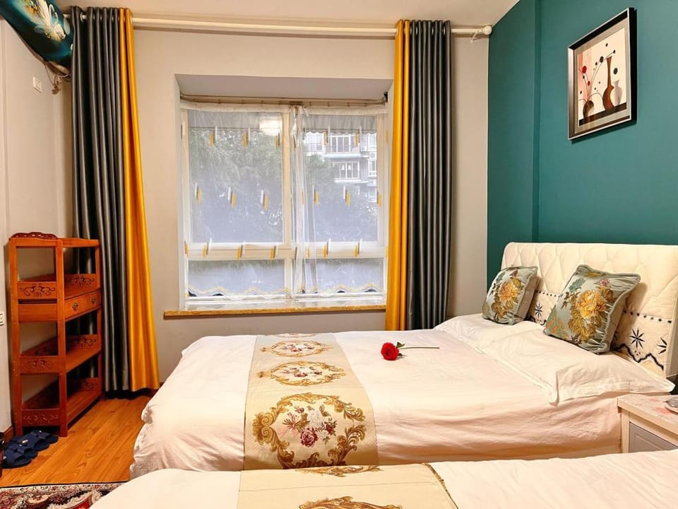 ChongQing 西站乐家民宿/标间2床/带独立大卫生间/步行7分钟达重庆西站 Apartment in China