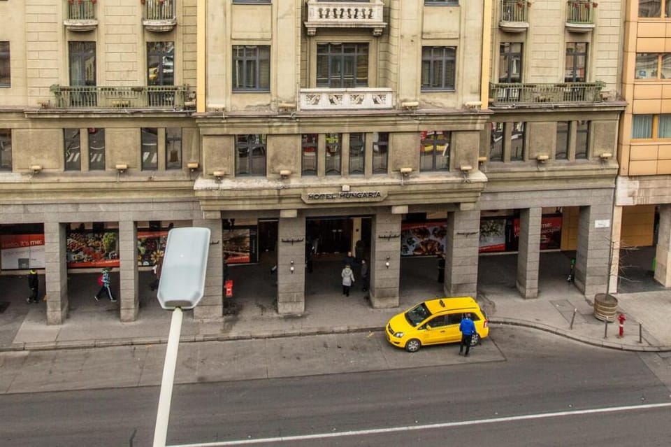 Center apartment 1 bedroom privite use Winter room Apartment in Budapest