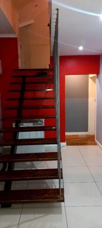 Spacious home with free parking on premises Vacation rental in Cape Town