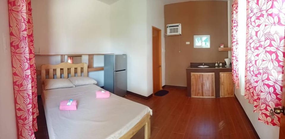 Whisley's Guesthouse Vacation rental in Siquijor