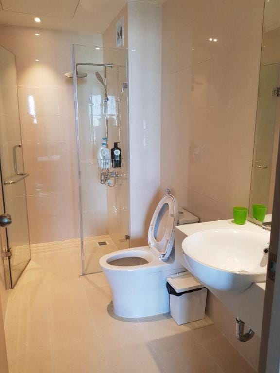 Ha Long 1504 Apartment in Laos