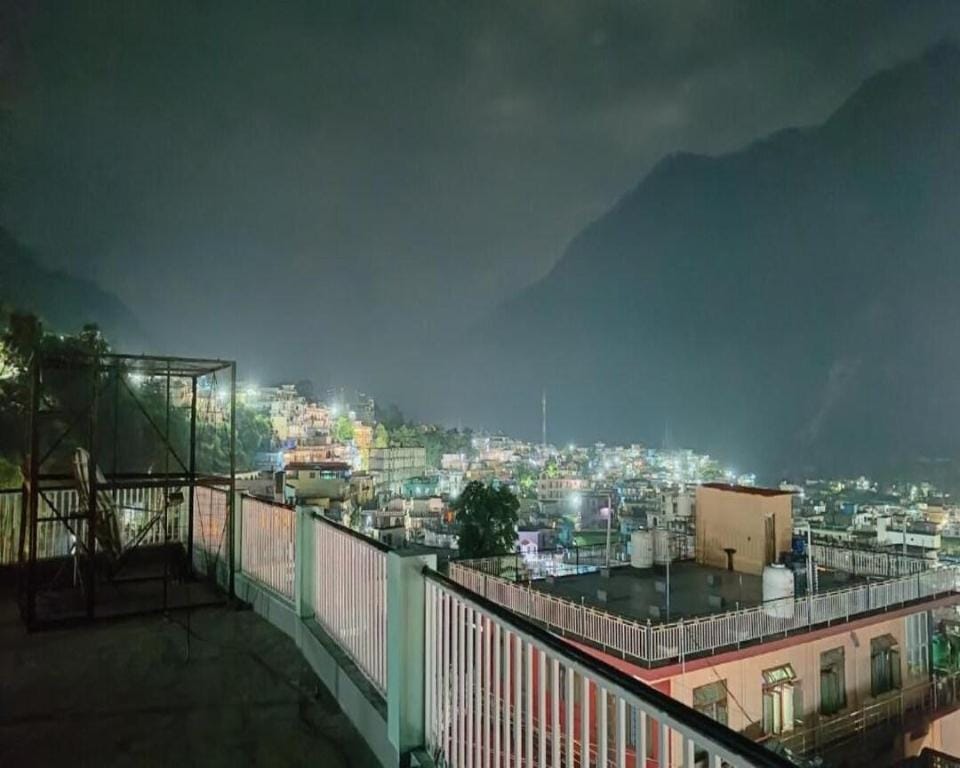 Vishwanath hotel Hotel in Uttarakhand
