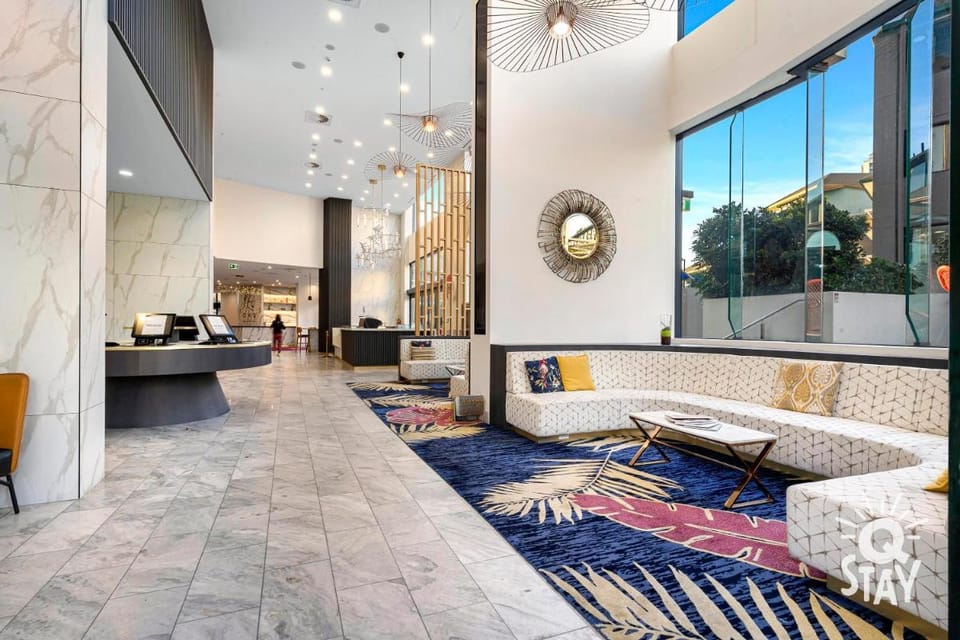 Ruby Apartments - QStay Apartment in Surfers Paradise