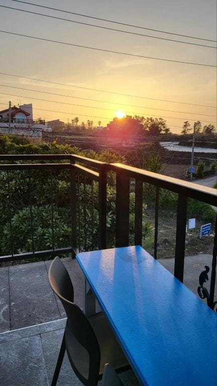 Aewol Coast 34 Bed and Breakfast in South Korea