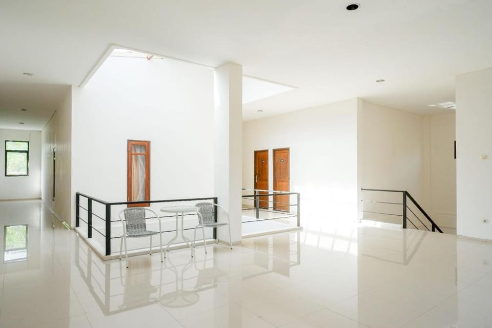 RedDoorz @ Kratonan Solo Hotel in Special Region of Yogyakarta