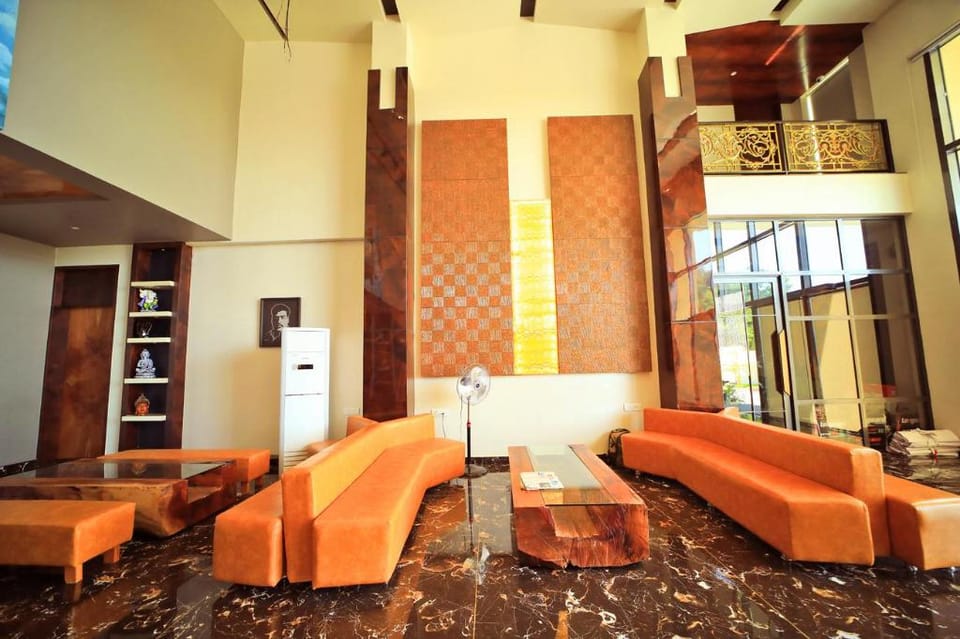 Royal Rich County Hotel in Karnataka