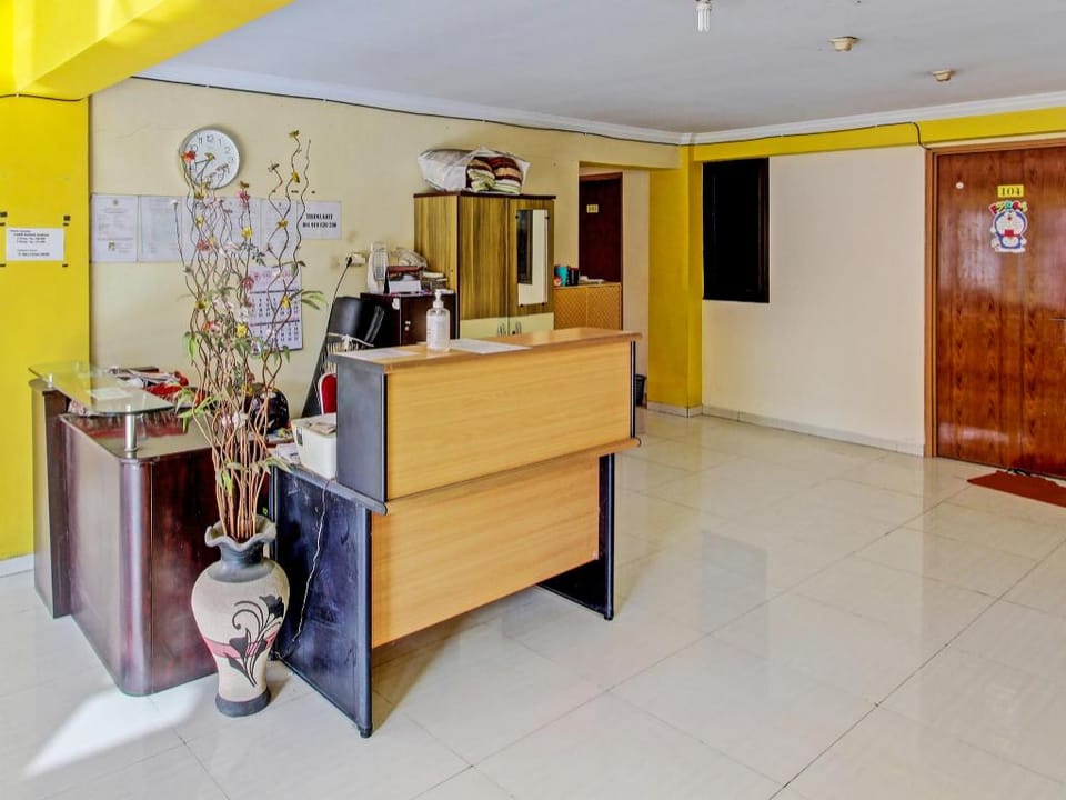 SPOT ON 91398 Homestay Tentrem 1 Hotel in East Java