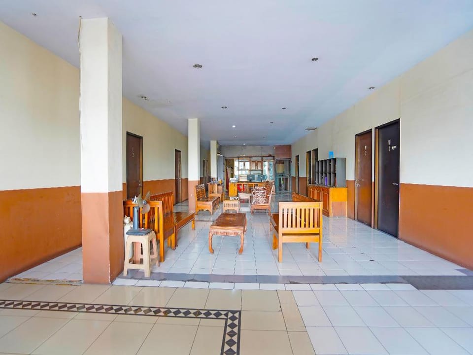 OYO 91415 De Wijaya Hotel Hotel in Surabaya