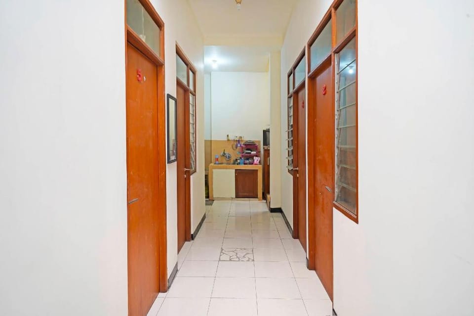 SPOT ON 91394 Pondok Paskal Syariah Hotel in Bandung