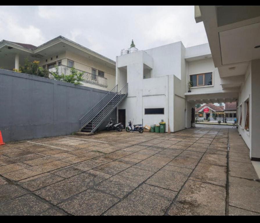 Puri teras VIP family room Vacation rental in Parongpong