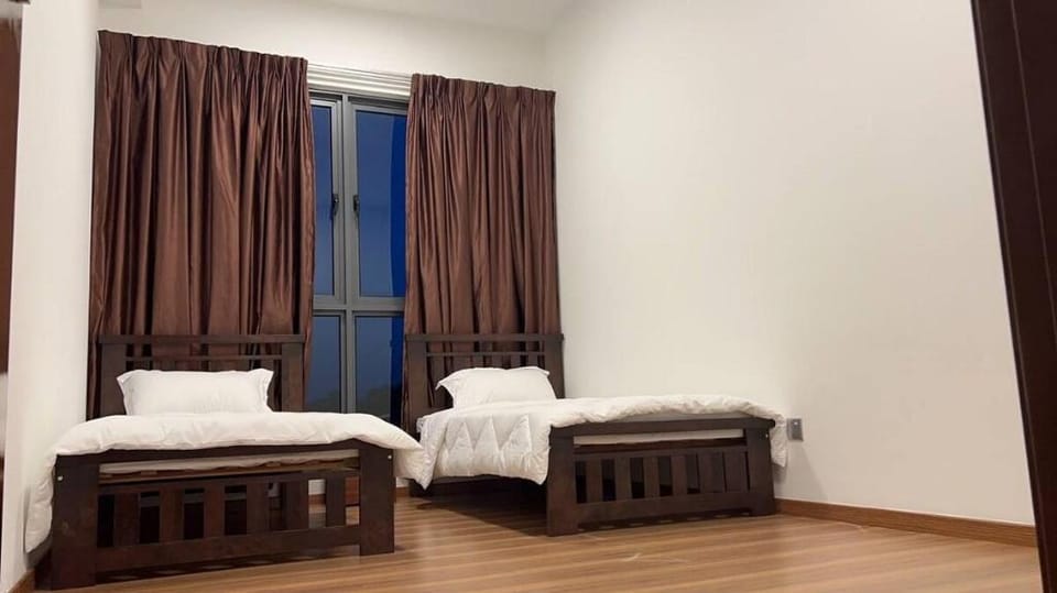 Amerin购物中心上方的舒适3卧室宽阔公寓(无线网络免费停车位) Apartment in Negeri Sembilan, Malaysia