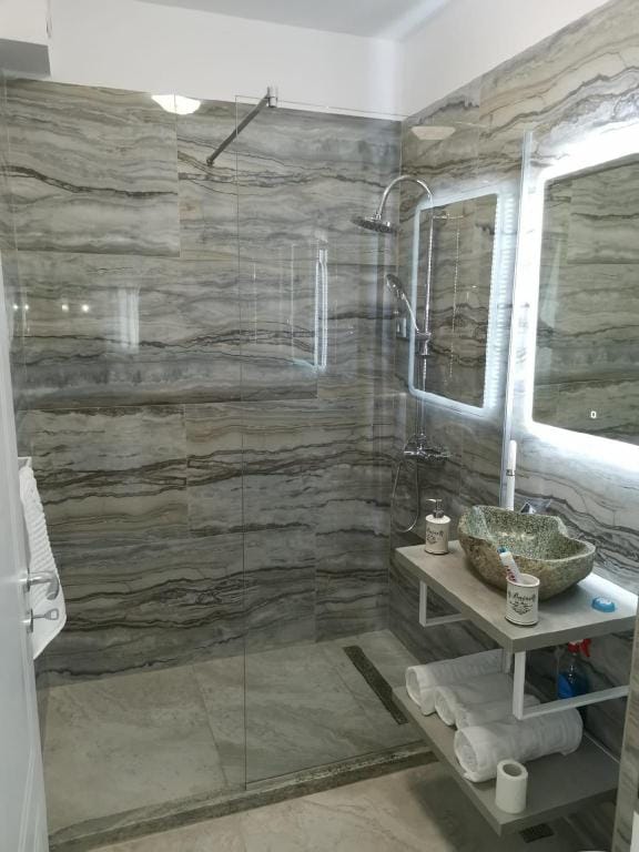 Apartament spațios aproape de plaja Apartment in Constanța County