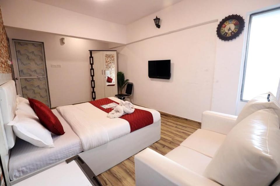 Charmant Place to Live - Kandivali East  Apartment in Mumbai