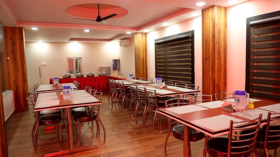 Hotel Blue Pine Hotel in Uttarakhand