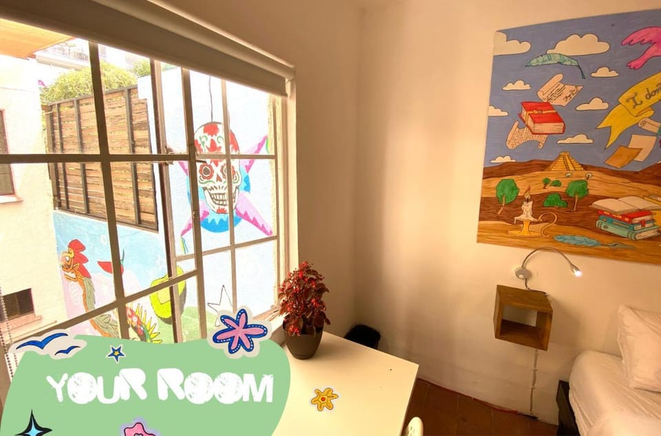 Hostal Fungi Casa Rosa Bed and Breakfast in Mexico City