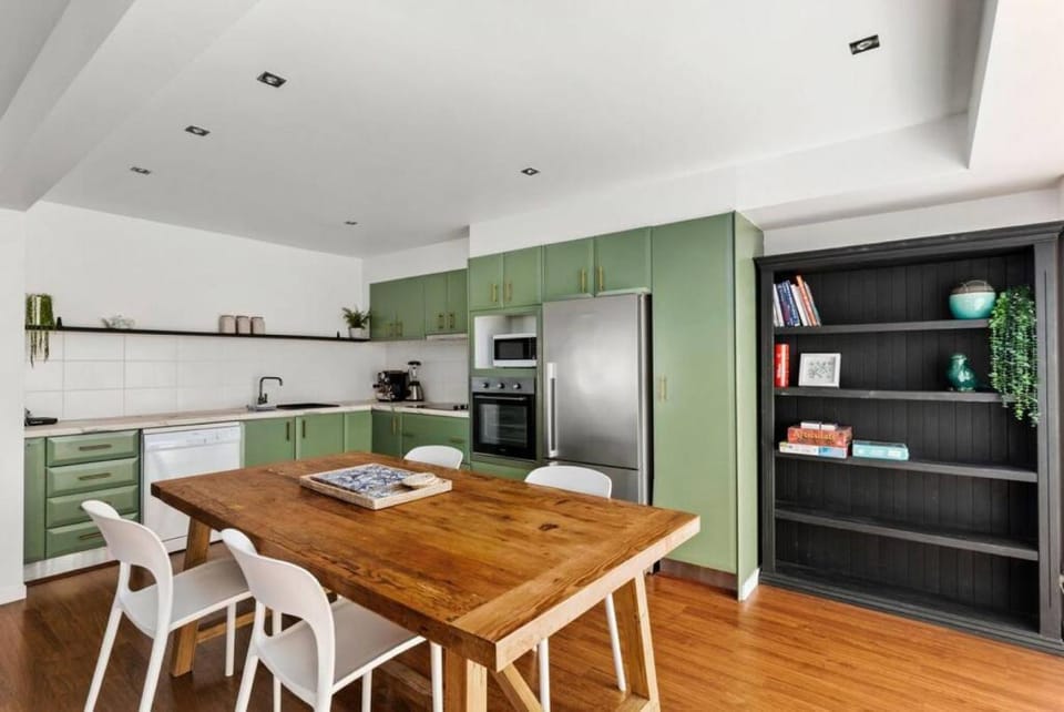 Sun Surf and Sand at Sunshine Beach Apartment in Noosa Heads