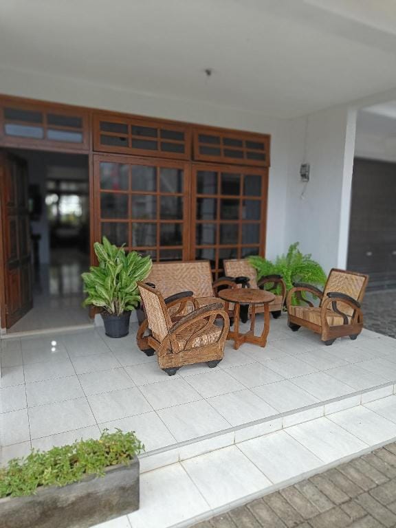 Homestay Nurbani Banyuwangi Hotel in East Java