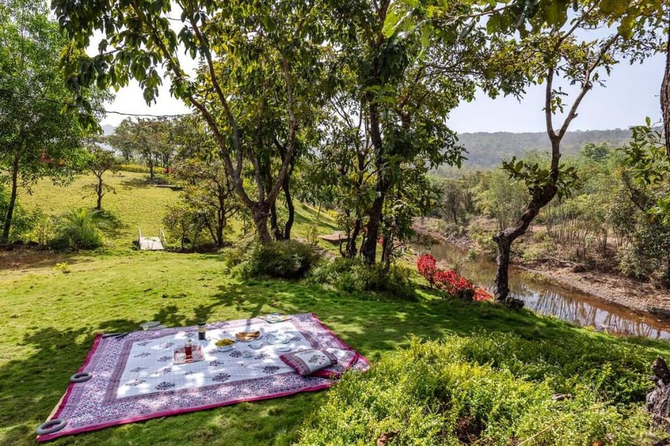CosmicStays Lazy River Cottage-Stargazers Paradise Villa in Maharashtra