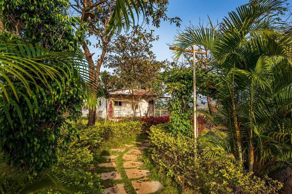 CosmicStays Lazy River Cottage-Stargazers Paradise Villa in Maharashtra