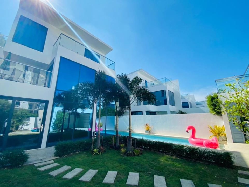 Lively Garden 6BR Pool Villa-VVP7.11 Pattaya South Villa in Pattaya City