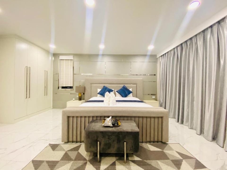 Lively Garden 6BR Pool Villa-VVP7.11 Pattaya South Villa in Pattaya City