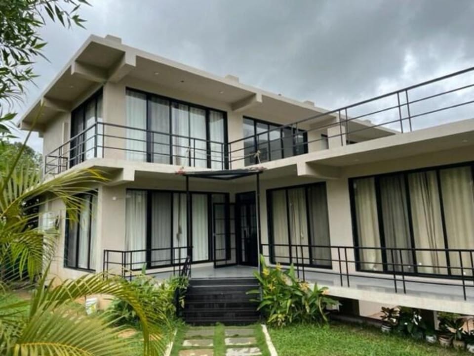 Amrapali, Mountain view 4 Bedroom villa Villa in Maharashtra