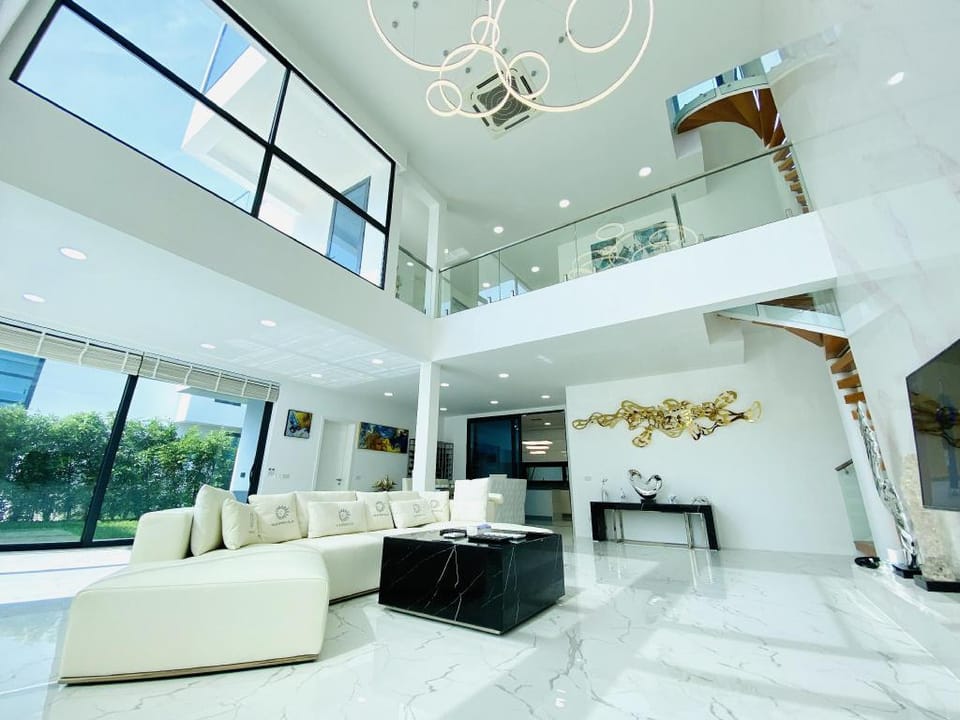 Thep Prasit Villas Villa in Pattaya City