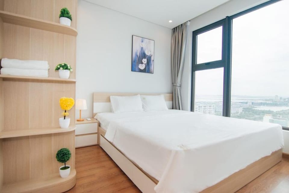 Căn Hộ chung cư cao cấp greenbay garden hạ Long Apartment in Laos