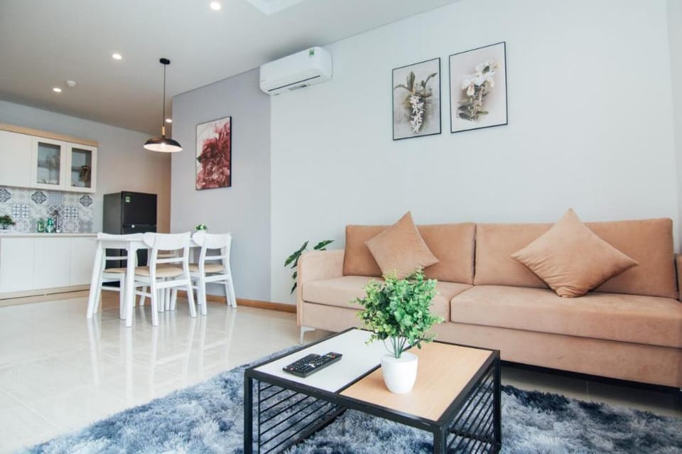 Căn Hộ chung cư cao cấp greenbay garden hạ Long Apartment in Laos