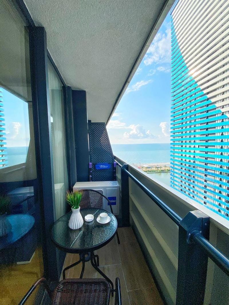 Apartaments premium  Klass 5* V&V Apartment in Batumi