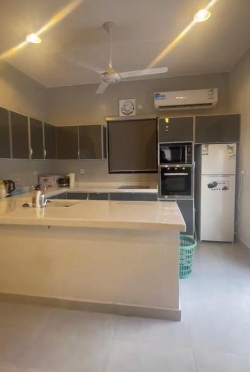 Cheerful 3-bedroom Villa with indoor fireplace Villa in Makkah Province