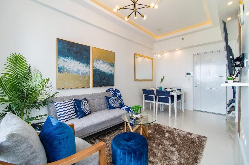 OMP 15C-T2 | Seaview l Near Mactan Airport Apartment in Lapu-Lapu City