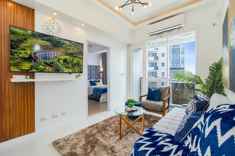 OMP 15C-T2 | Seaview l Near Mactan Airport Apartment in Lapu-Lapu City