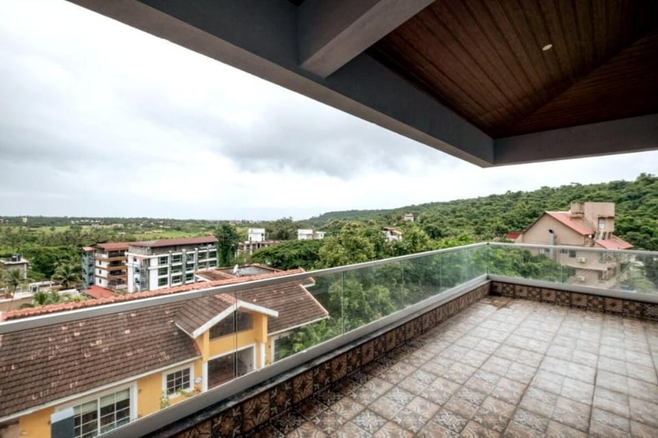 Luxurious 5BHK | Blu Infinity Villa | Pool + View Villa in Baga