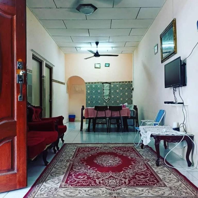 Homestay Musafir 3.0 Vacation rental in Perak Tengah District