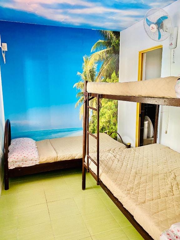 Refreshing 4 bedroom home with a waterfall pools Vacation rental in Calamba
