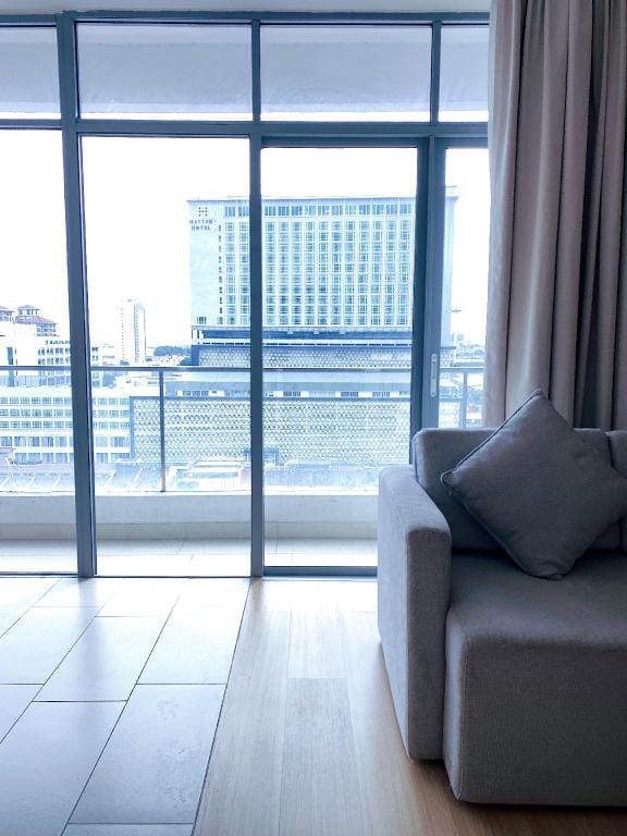 Straits Suite by C.Homestay - Double Suite Bathtub Apartment in Malacca