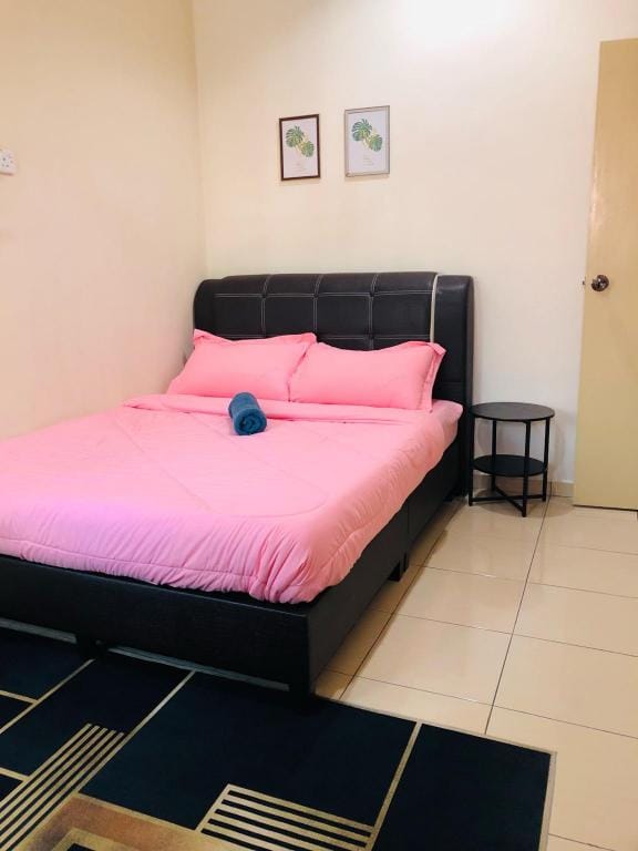 Homestay SR pengkalan ipoh (MUSLIM ONLY) Vacation rental in Ipoh