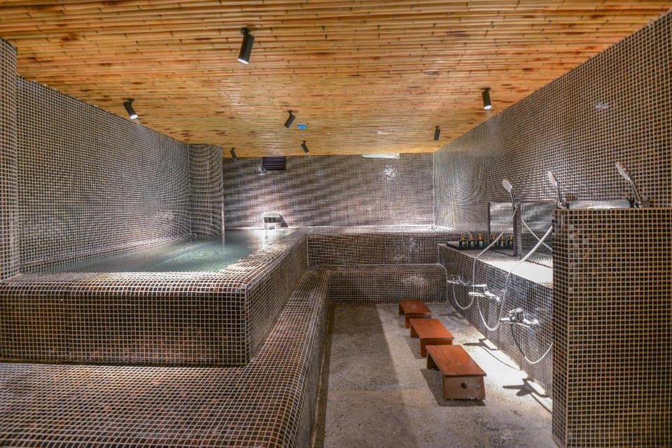 Romantics Hotel for Couple Apartment in Laos