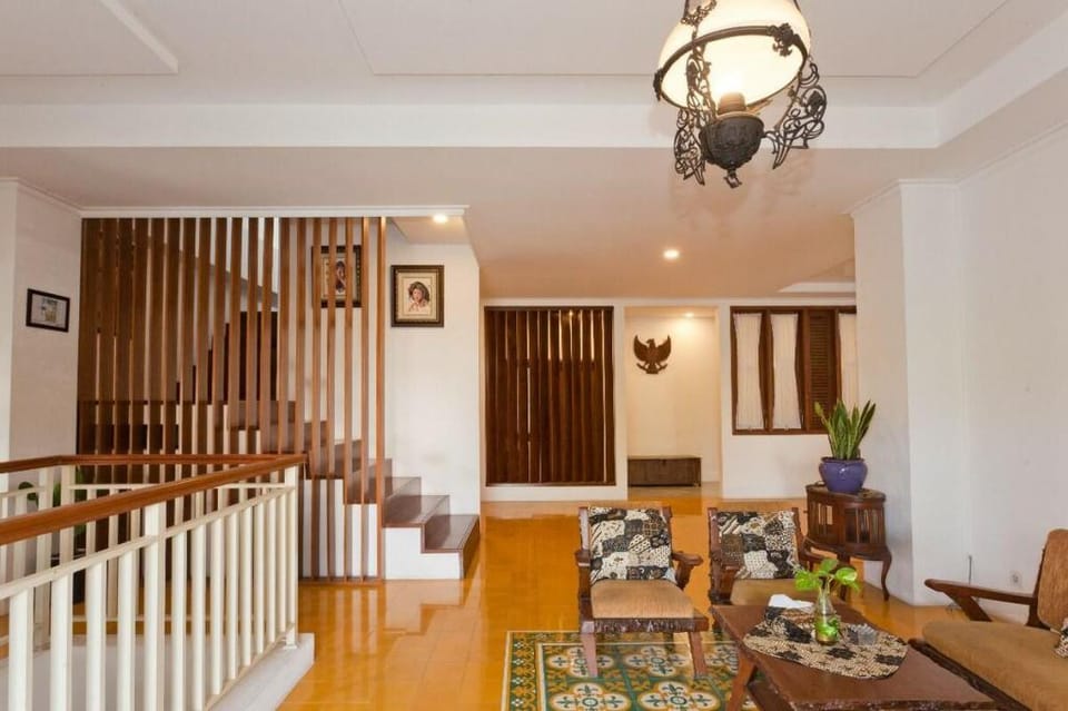 Ndalem Sardan close to JEC and Malioboro Villa in Yogyakarta