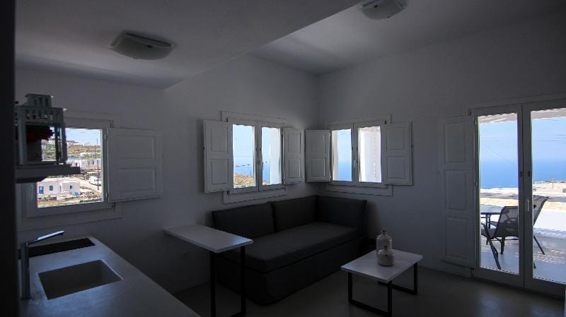 LEMON TREE HOUSES  Villa in Decentralized Administration of the Aegean