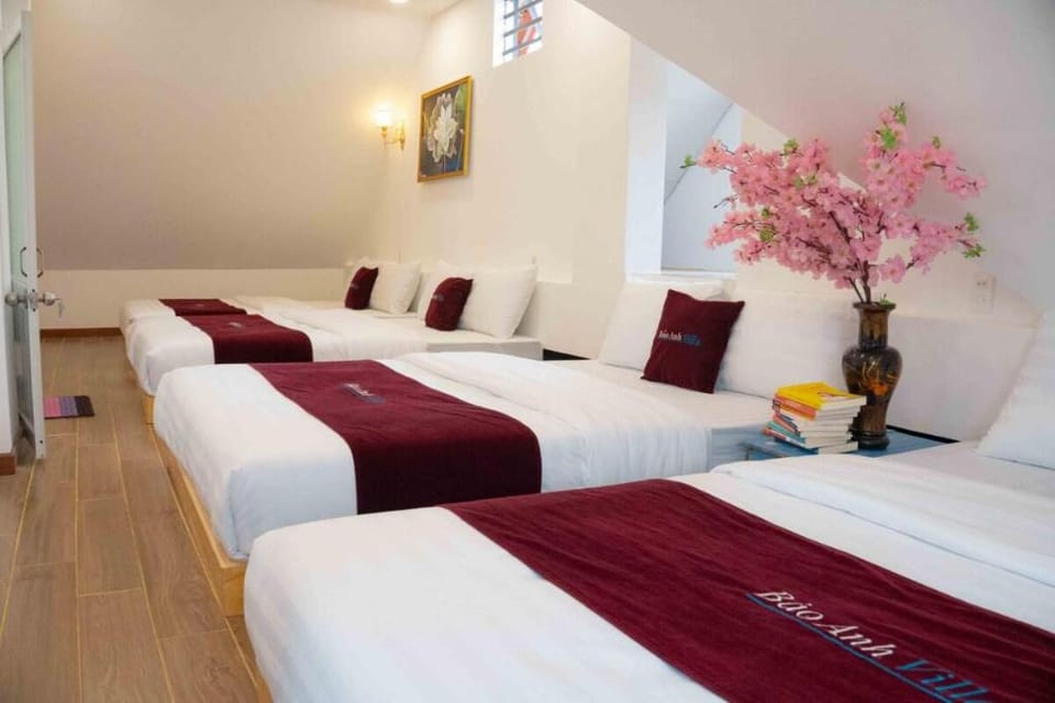 Cozy house 4 bedrooms -  5' to the Dalat center   Villa in Dalat