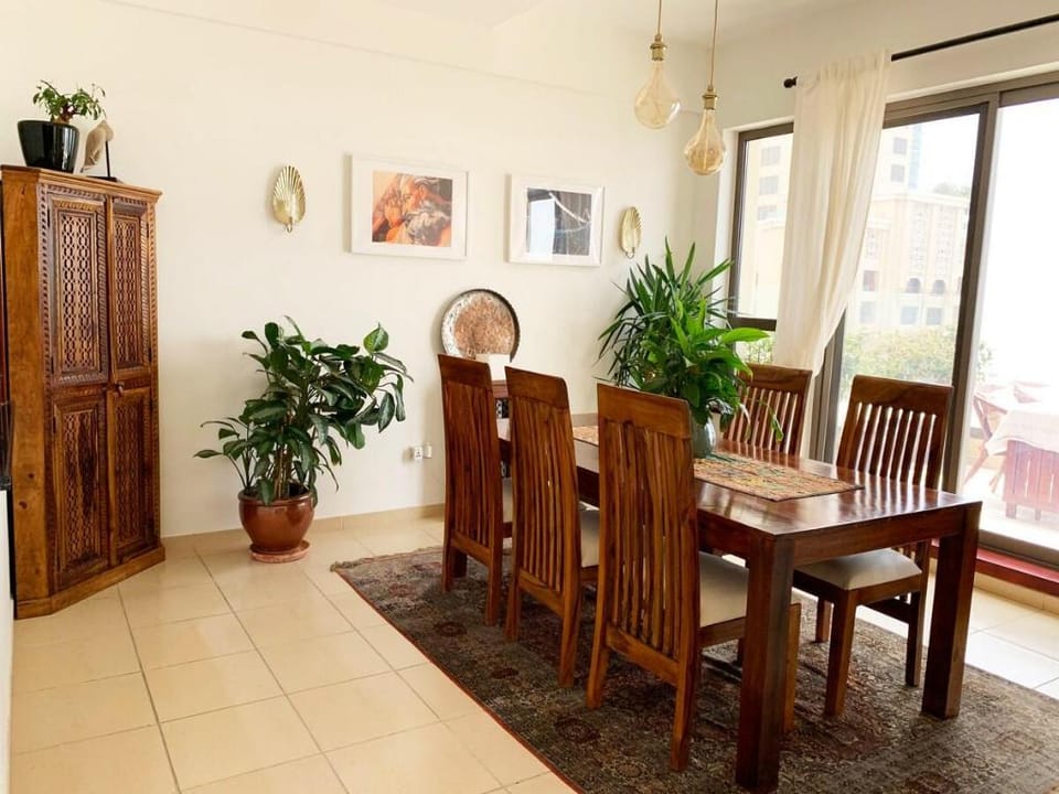 Amazing sea views in front JBR beach, spacious apt Apartment in Dubai