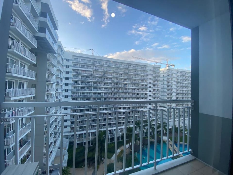Shell Residences Staycation @ MOA Apartment in Pasay