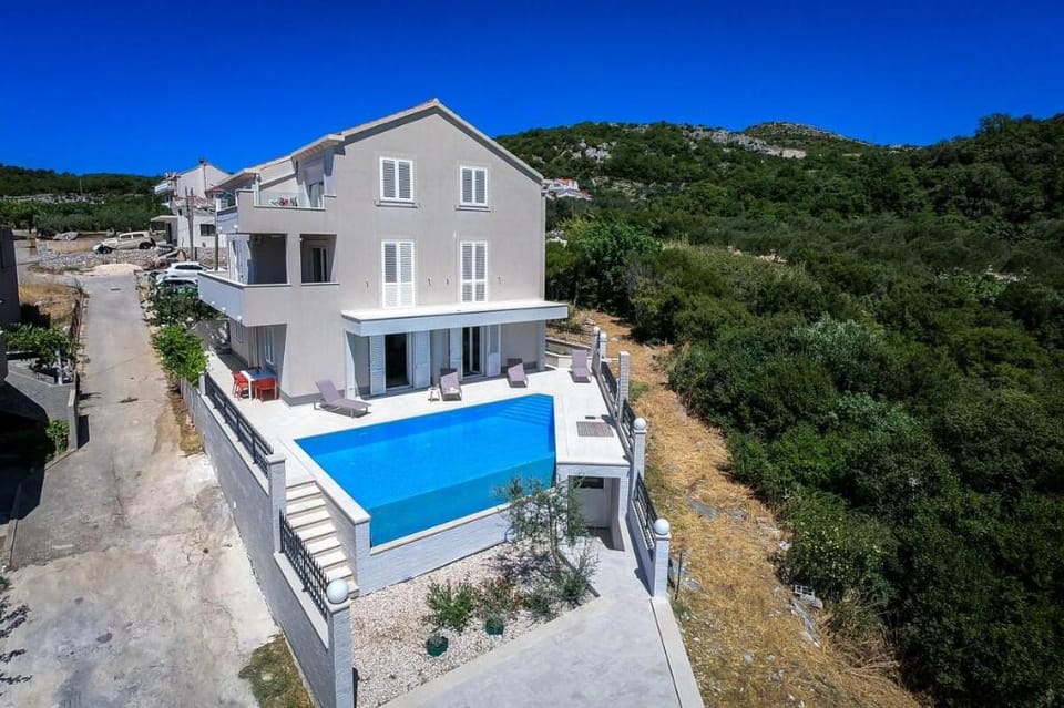 BuenaVista Apartments Vacation rental in Dubrovnik-Neretva County