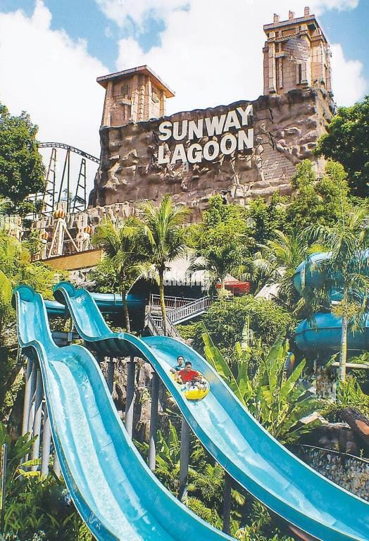 Lovely Suites *2-5pax* in Sunway Pyramid w WiFi Apartment in Subang Jaya