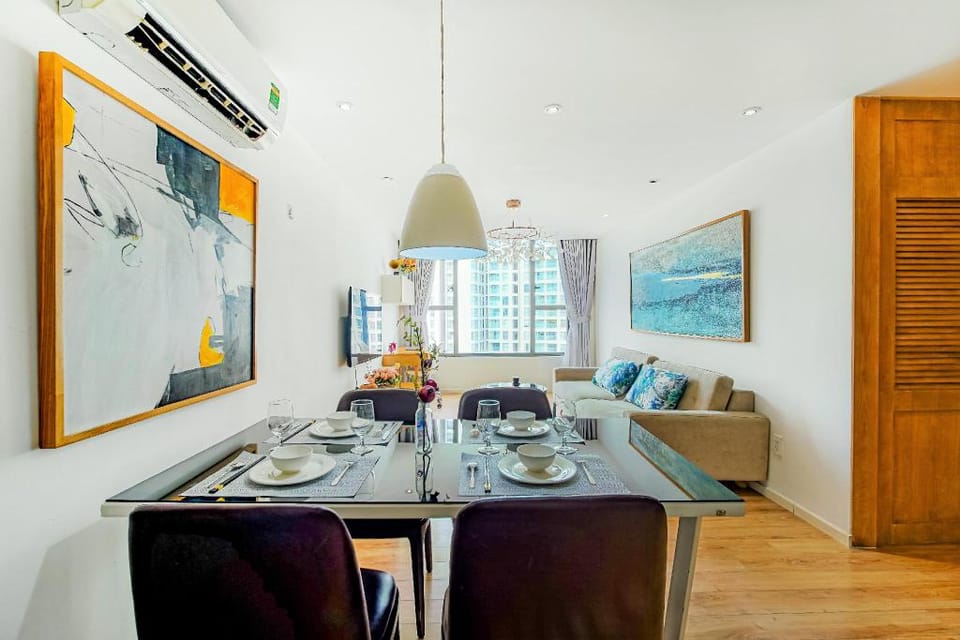 COZY 2-BR APART❤FREE Pool&Gym and CENTRAL location Apartment in Ho Chi Minh City