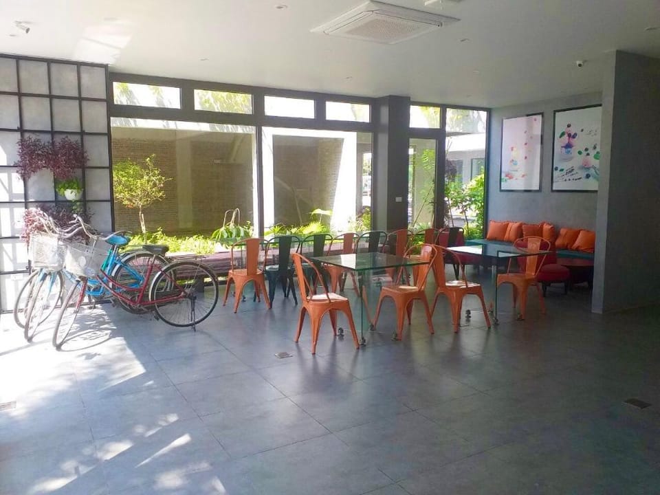 Flamingo Dai Lai Villa 5bedrooms AC Heat, Elevator Villa in Laos