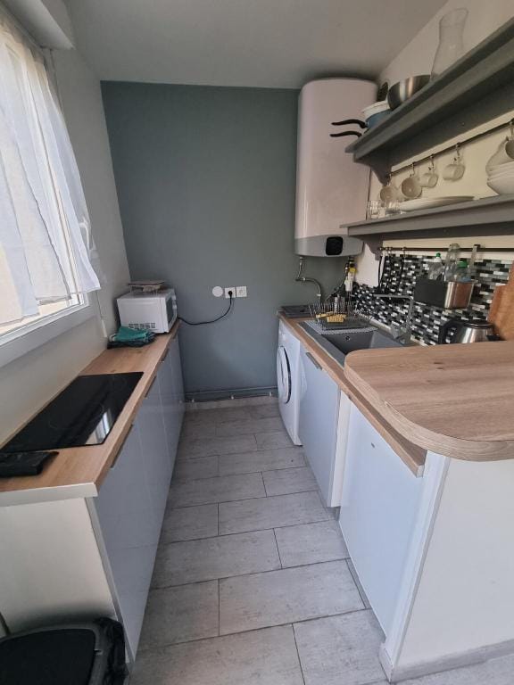 studio  avec  jardin et accès piscine Apartment in Noisy-le-Grand