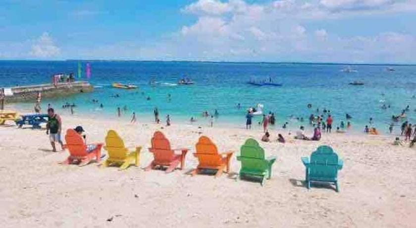 High-end luxurious condo with impressive sea view Vacation rental in Lapu-Lapu City